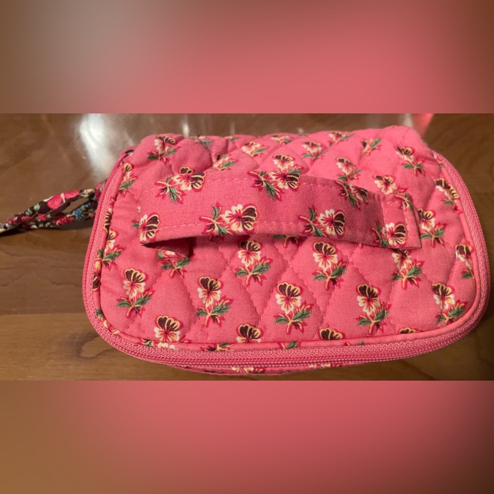 Vera Bradley small pink quilted patterned travel jewelry/cosmetics case